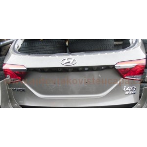 Dveře zadní kufrové bez skla (bez světel, znaku a nápisů) combi Hyundai i40