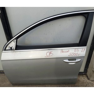 Dveře přední levé Passat B7