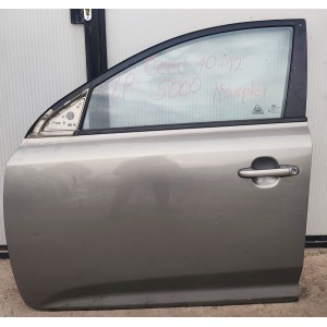Dveře přední levé kompletní Kia Ceed combi (2010-2012)